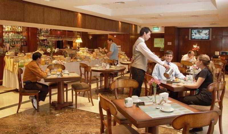 Howard Johnson Hotel 9 De Julio Avenue بوينس آيرس المظهر الخارجي الصورة