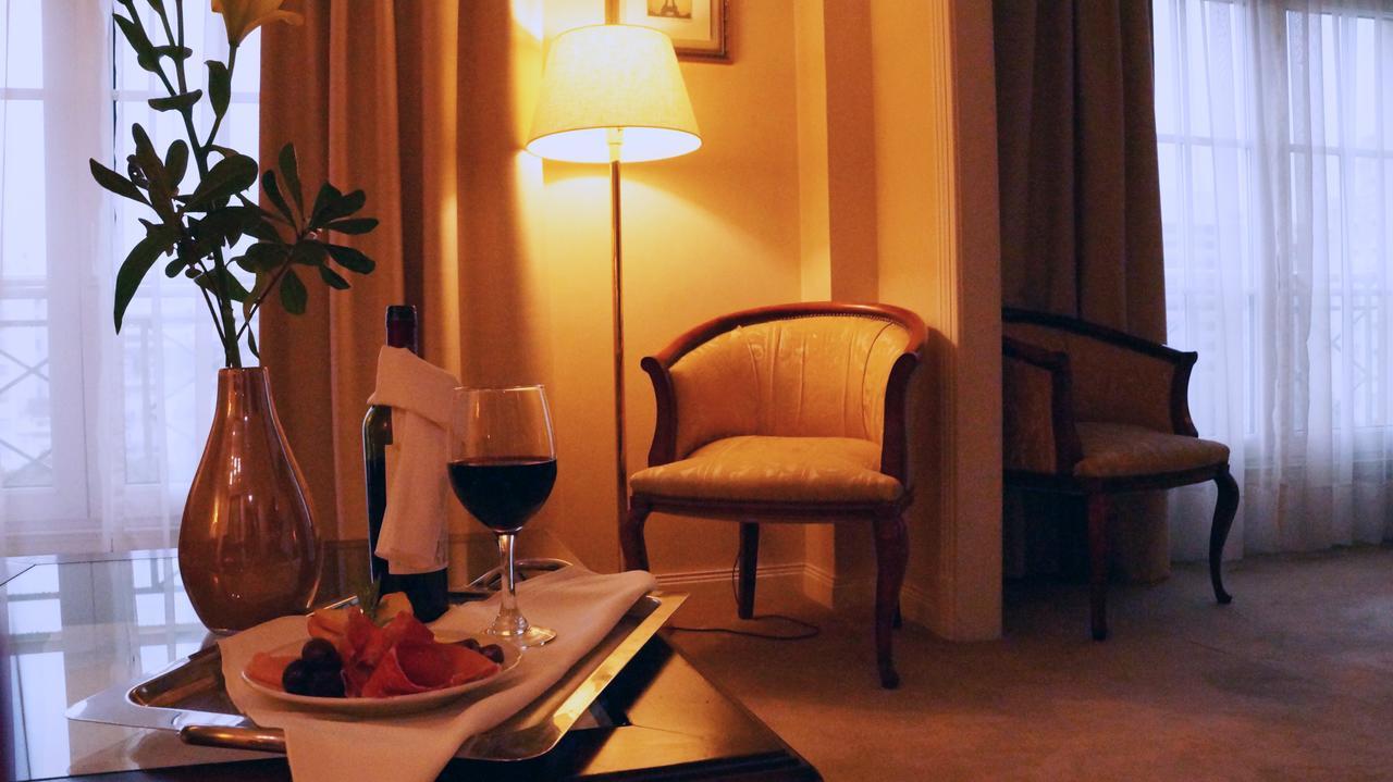 Howard Johnson Hotel 9 De Julio Avenue بوينس آيرس المظهر الخارجي الصورة