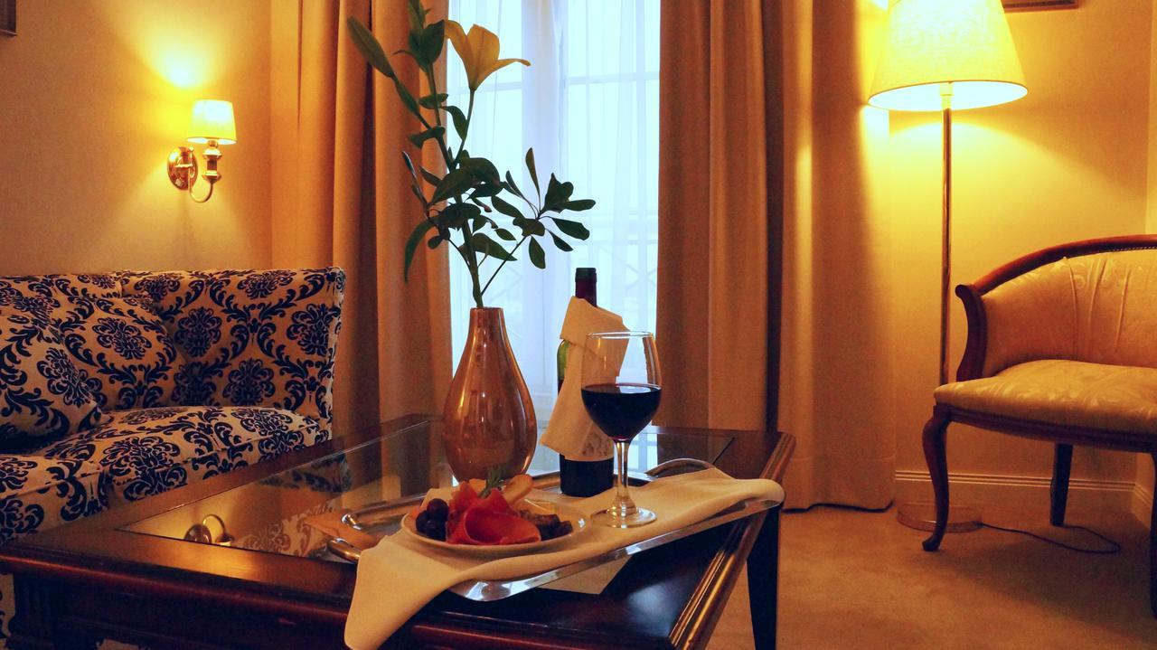 Howard Johnson Hotel 9 De Julio Avenue بوينس آيرس المظهر الخارجي الصورة