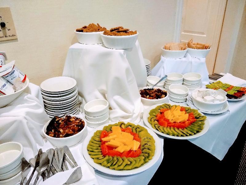 Howard Johnson Hotel 9 De Julio Avenue بوينس آيرس المظهر الخارجي الصورة