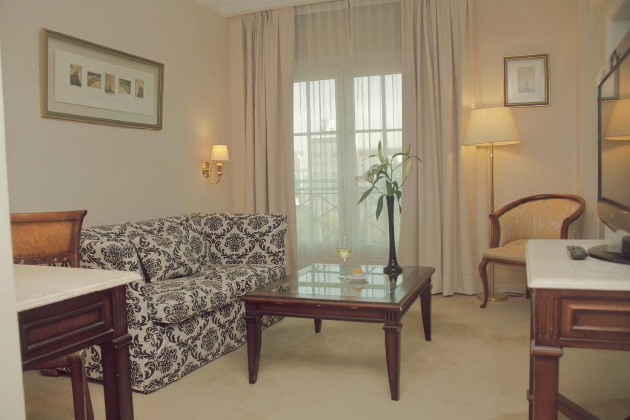 Howard Johnson Hotel 9 De Julio Avenue بوينس آيرس المظهر الخارجي الصورة